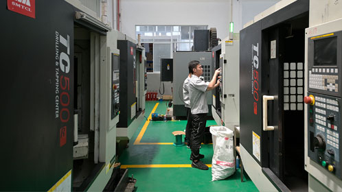 根据业务发展需要，成立机加工车间